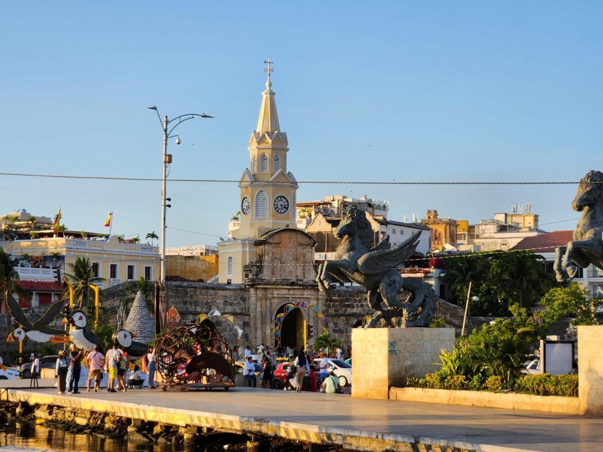 Beach Villa Sol & Mar Cartagena, Beachfront & Private Pool エクステリア 写真